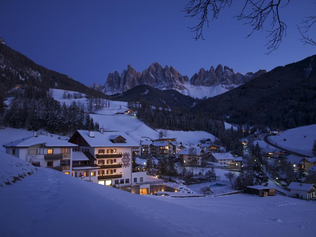 Hotel Tyrol Funes  Εξωτερικό φωτογραφία