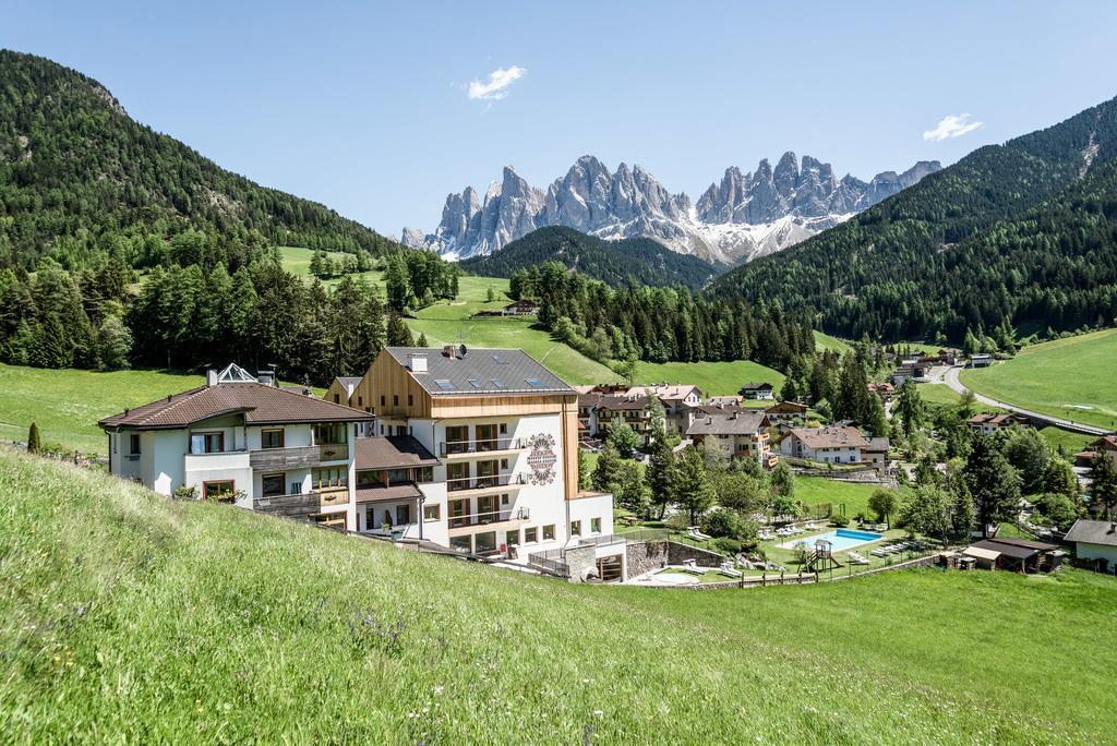 Hotel Tyrol Funes  Εξωτερικό φωτογραφία